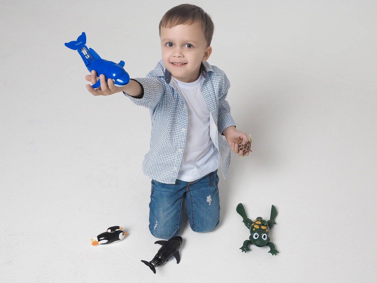 Игрушки для купания от BertToys: лягушонок Шустрик, пингвиненок Мими, черепашка Тиша, дельфин Флипи
