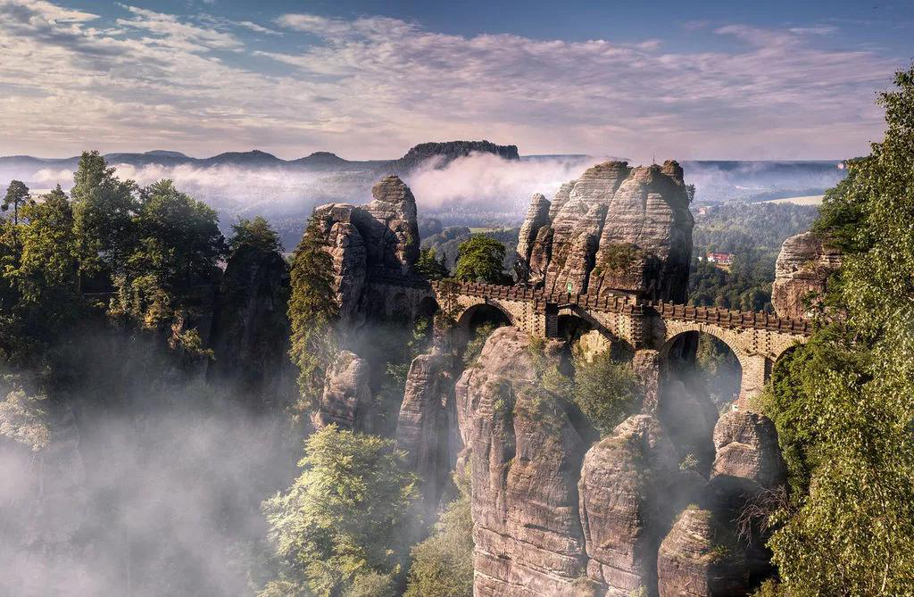 мост Бастай