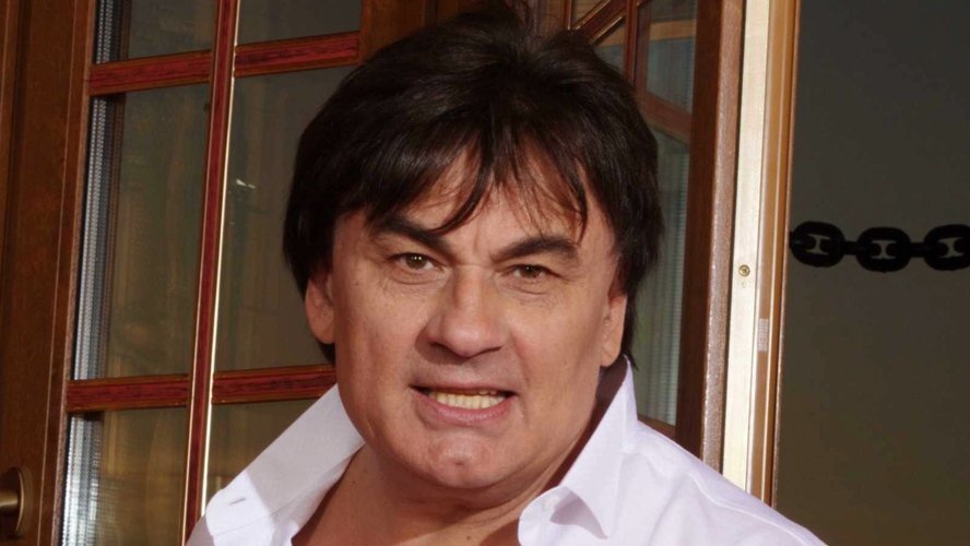                                                                                                                                                             Александр Серов
