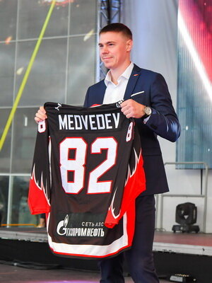 Евгений Медведев. Фото с khl.ru