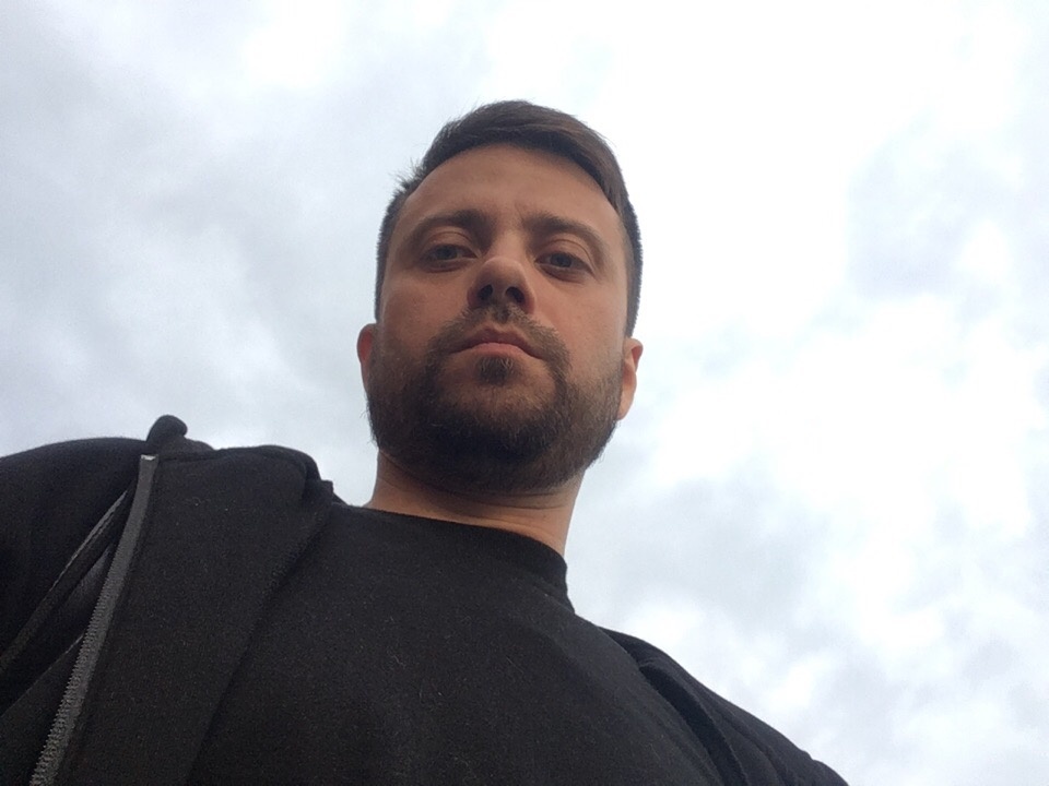 Это я. Прошу любить...