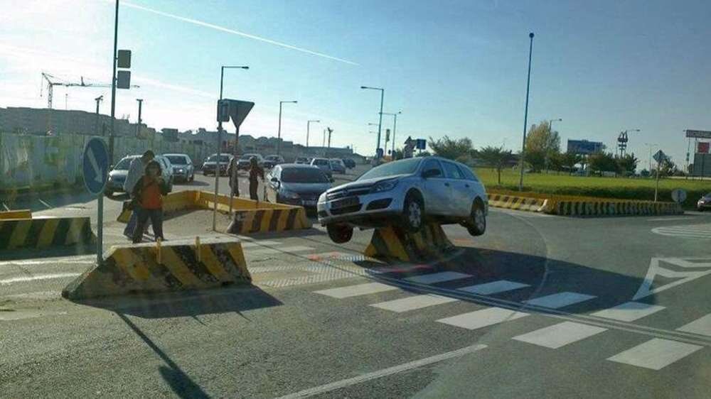 5 Необычных дорожных проишествий, которые закончились удачно, благодаря крупному везению