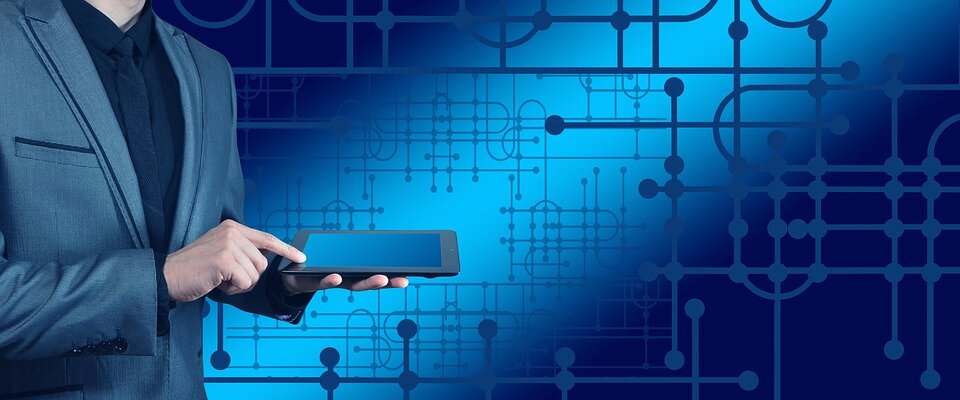 https://cdn.pixabay.com/photo/2018/01/17/04/15/industry-3087398_960_720.jpg