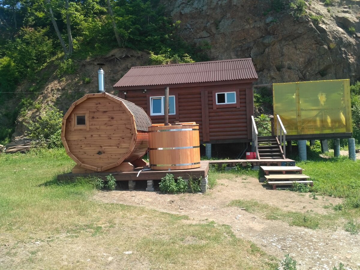 Домики на Шаморе. Лазурная черепаха база отдыха. Лазурный берег Владивосток база отдыха.