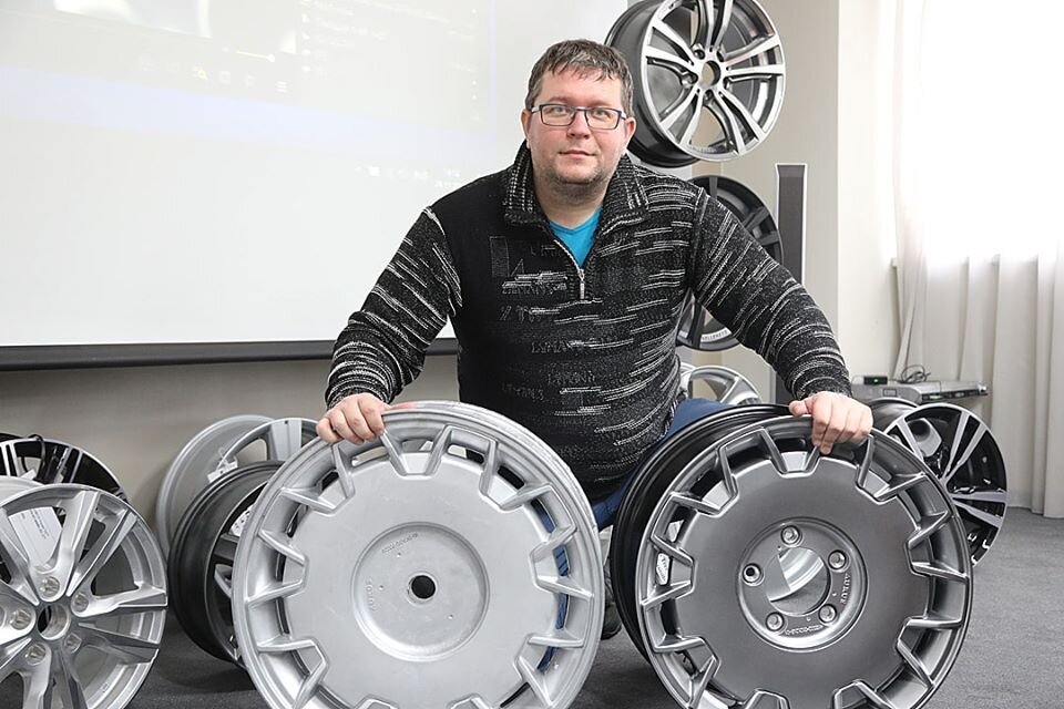 Где в России делают литые алюминиевые диски для легковых автомобилей ...