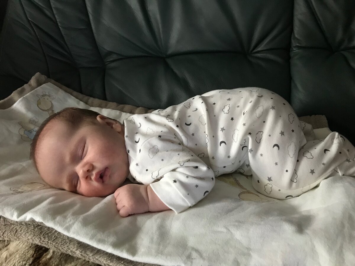 Какое бы имя подошло?