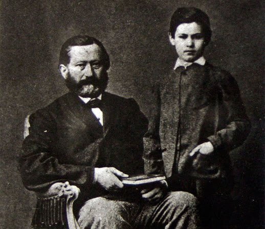 Зигмунд Фрейд с отцом