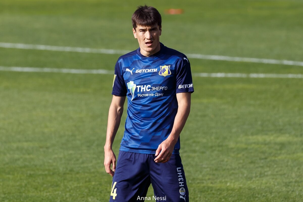 Нападающий "Ростова" Эльдор Шомуродов. Фото - ФК "Ростов".