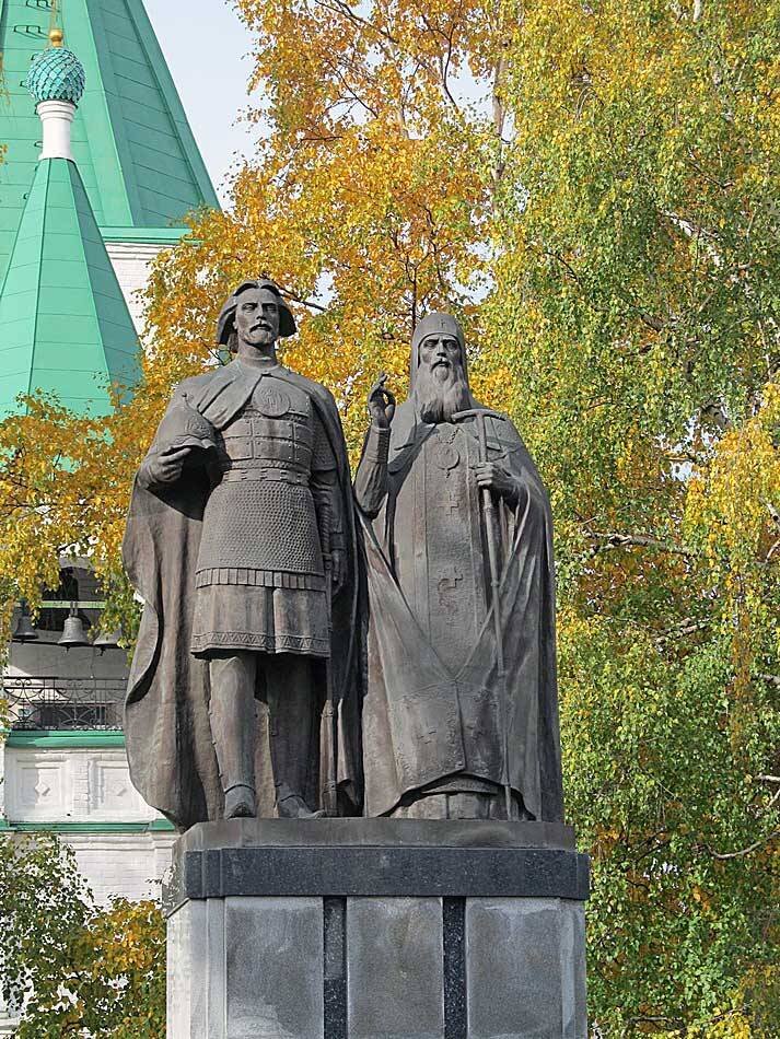 основатель нижнего. основатель нижнего. памятник георгию всеволодовичу основателю нижнего новгорода. основатель нижнего. основатель нижнего новгорода князь юрий всеволодович памятник.