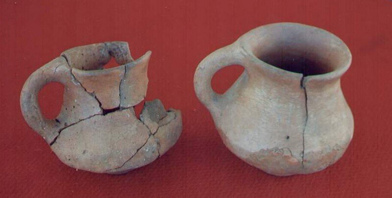 Городище является сложным многослойным археологическим памятником, функционировавшим на протяжении четырех исторических периодов: кобанского, скифского, сарматского и хазарского.