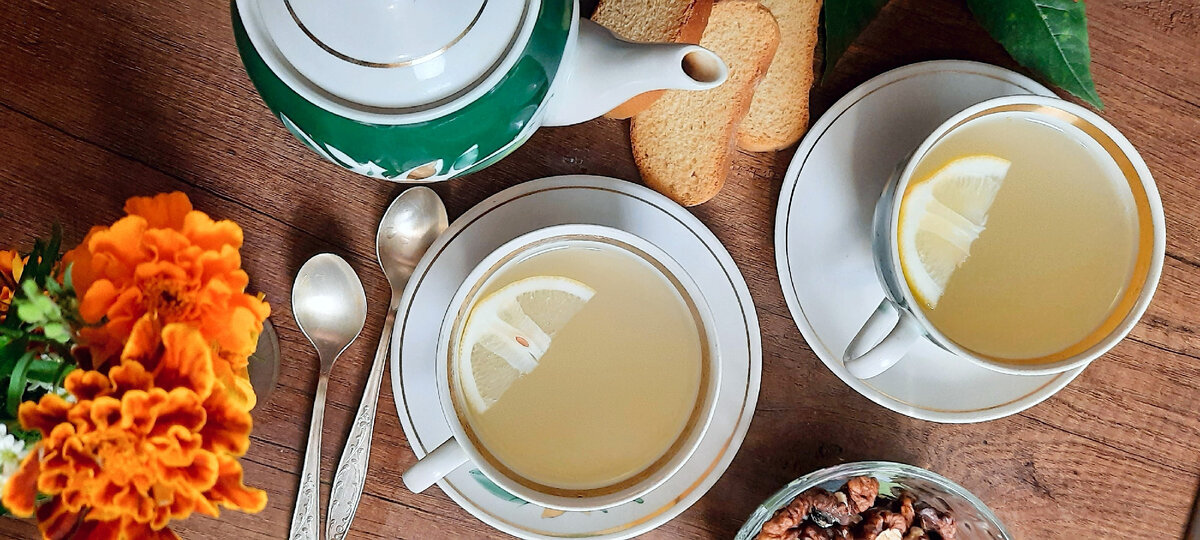 У вас тоже похолодало? Тогда и иду к вам с ароматным, жгучим чайком от простуды:)