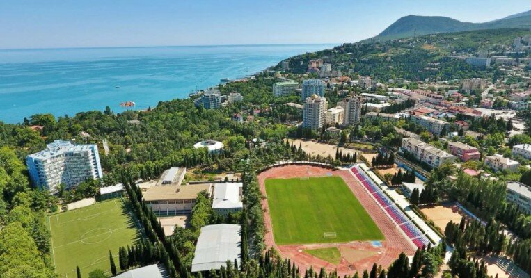 Стадион "СПАРТАК". Алушта. Крым