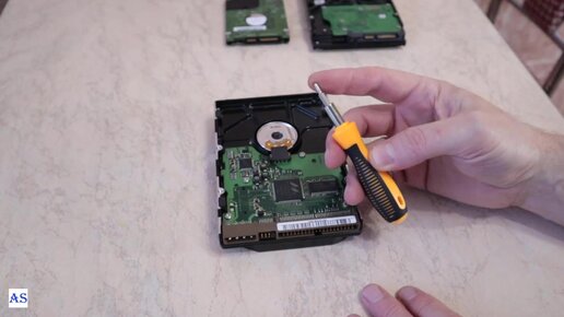 Замена жесткого диска (HDD) на ноутбуке