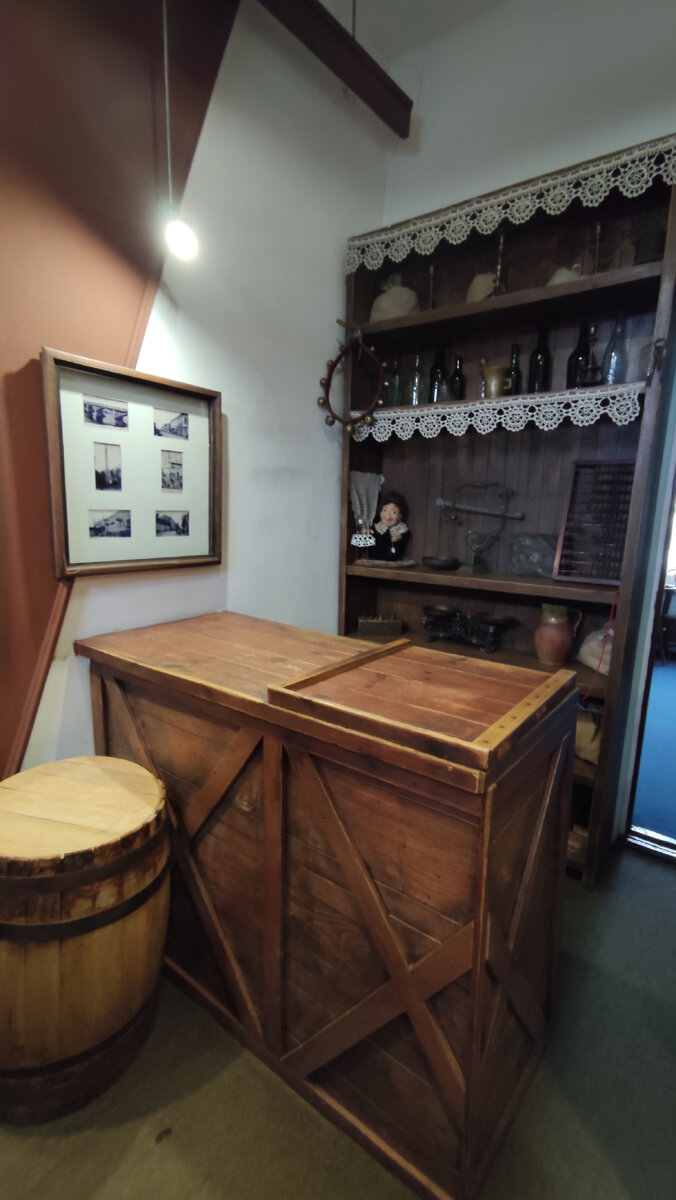 Интерьер лавки