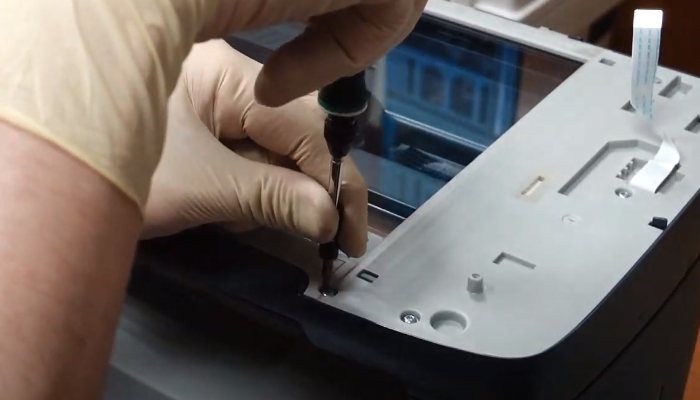 Фото 24. Поднимаем сканирующую линейку