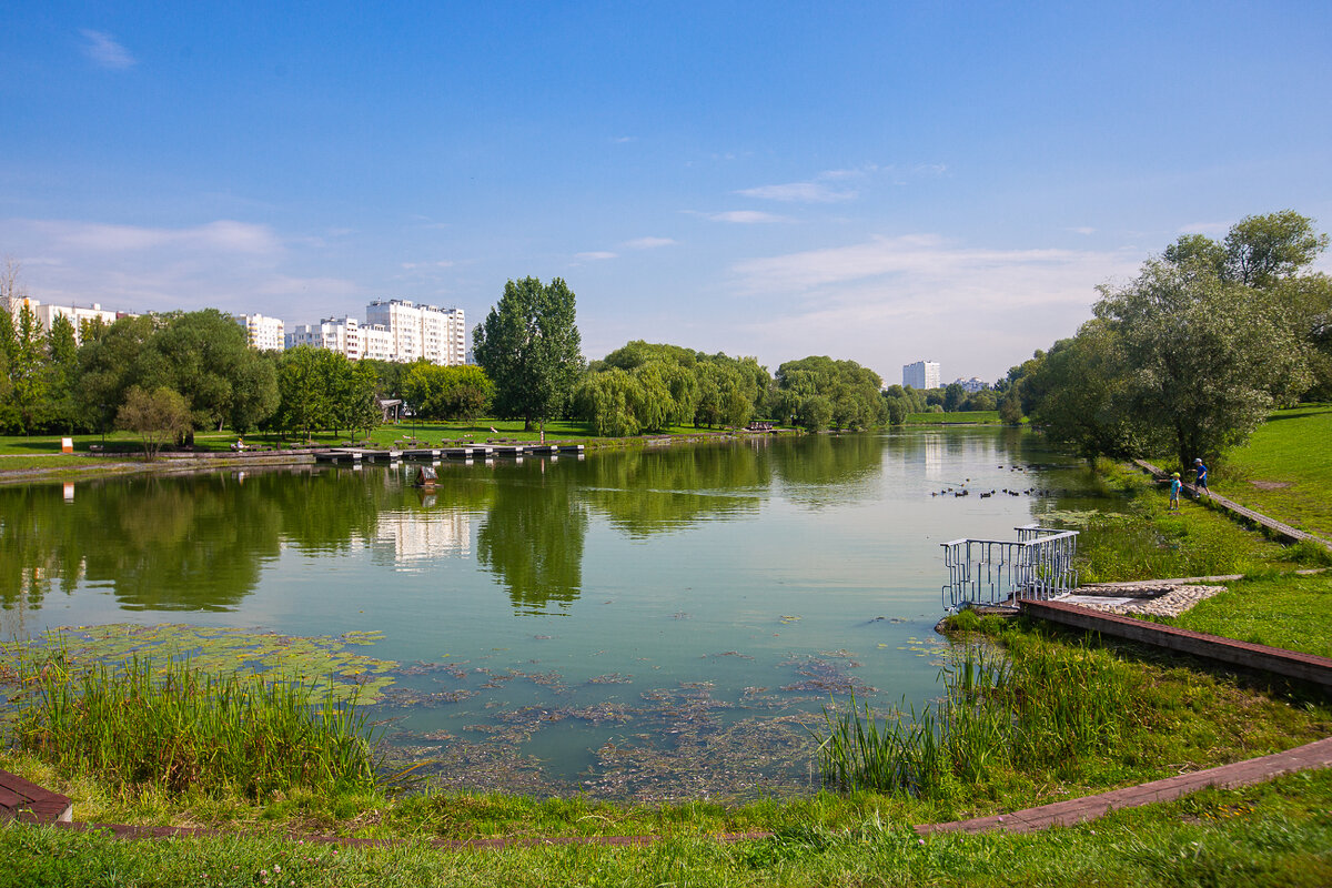 Королев Церковь у пруда