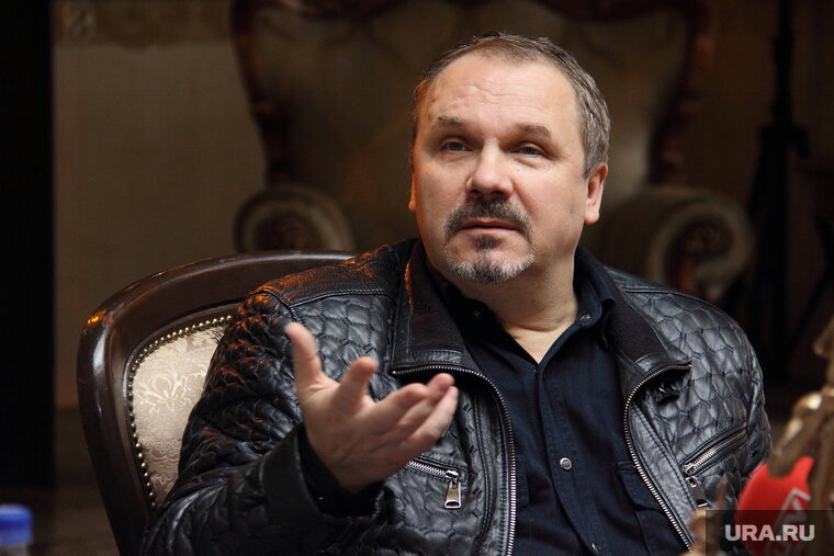    Сергей Федотов репетирует «Юнону и Авось» в здании ВКИУ (архивное фото)