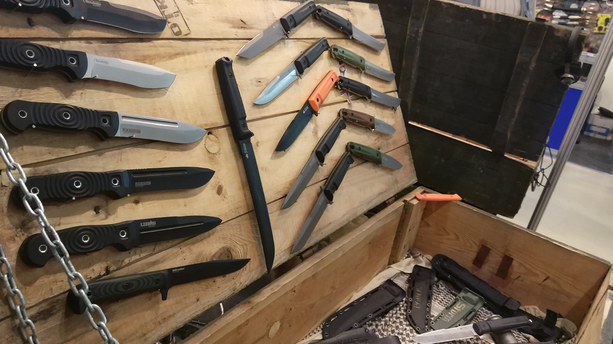 Стенд Kizlyar Supreme