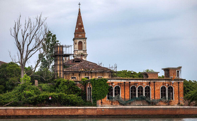 Тайны,ужас,смерть,эпидемия,чума,душа,призрак.