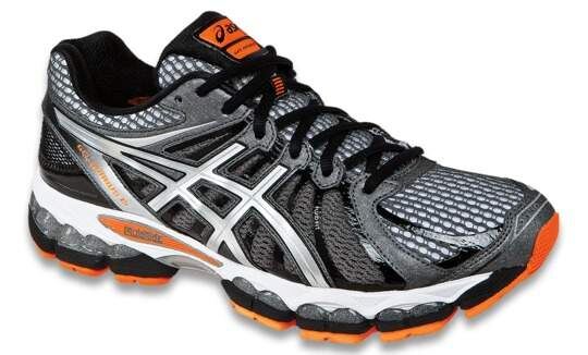 Чтобы проиллюстрировать мои догадки, я разрезал межподошву Nimbus 15 слой за слоем: