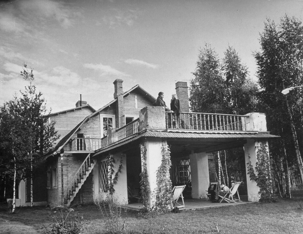 Дача Орловой и Александрова (фото Маргарет Бурк-Уайт)