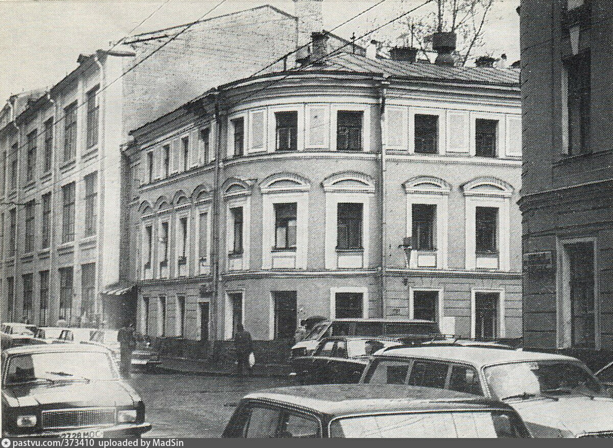 Большой Златоустинский переулок, 11/1