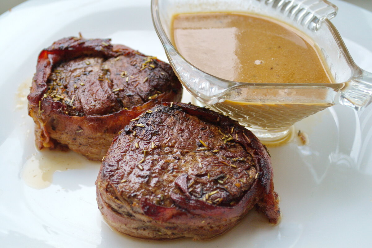 В разрезе не показываю, потому что все любят разную степень прожарки.