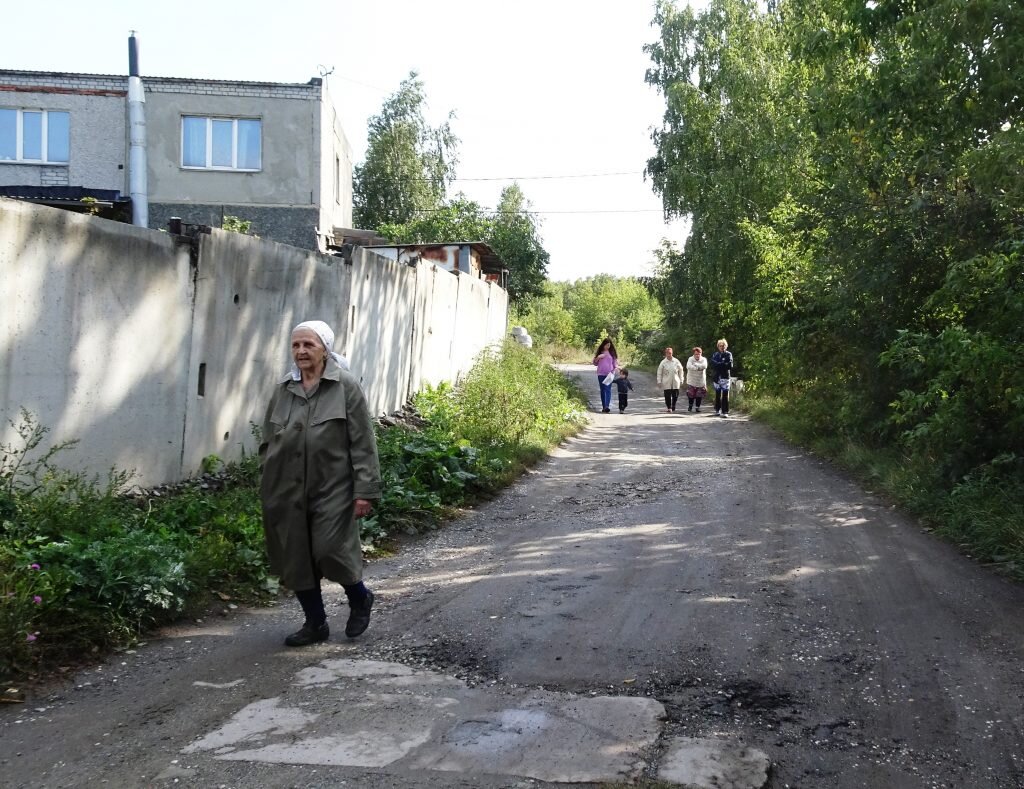 Эту улицу, ведущую в Першино, челябинские чиновники объезжают стороной 
