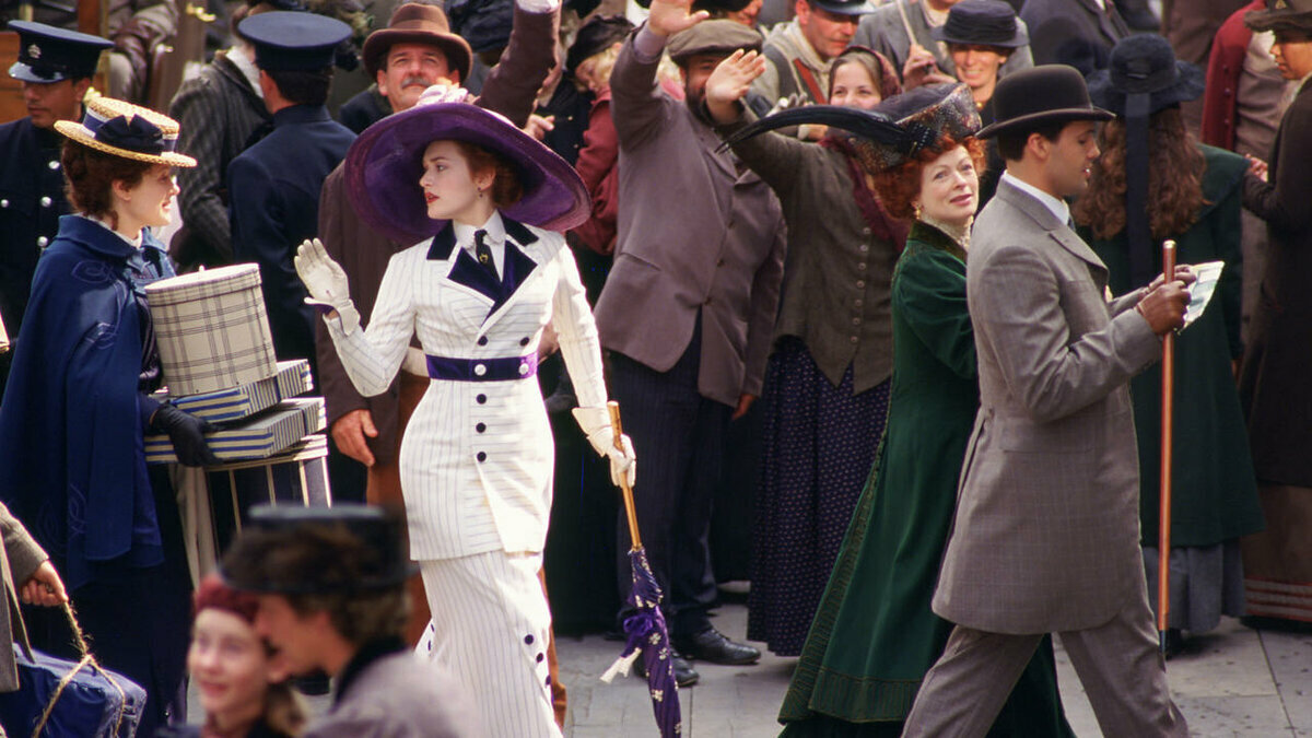 Кейт Уинслет в роли Розы Дьюитт Бьюкейтер