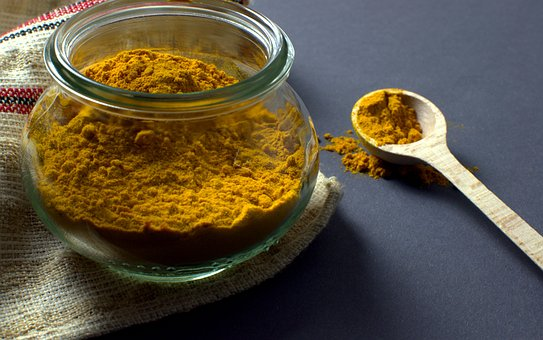 https://cdn.pixabay.com/photo/2018/01/18/00/07/turmeric-3089308__340.jpg