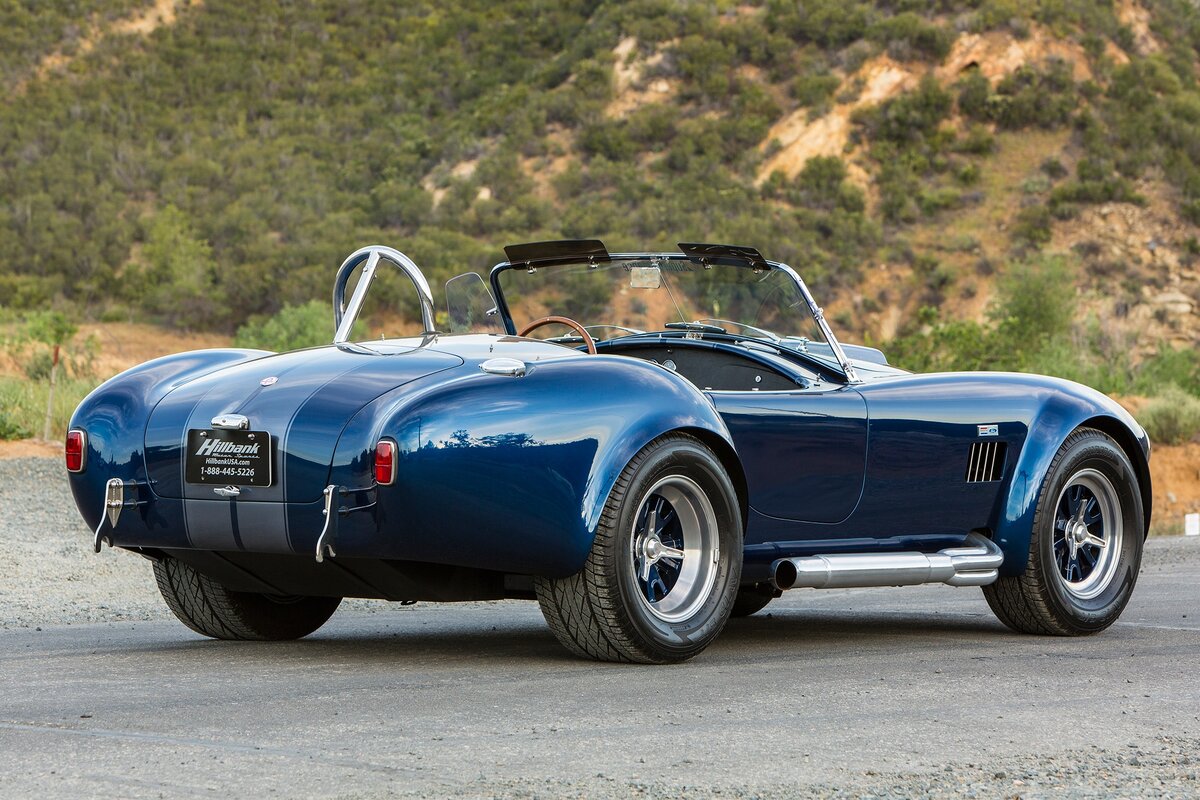 Машина Shelby Cobra 427
