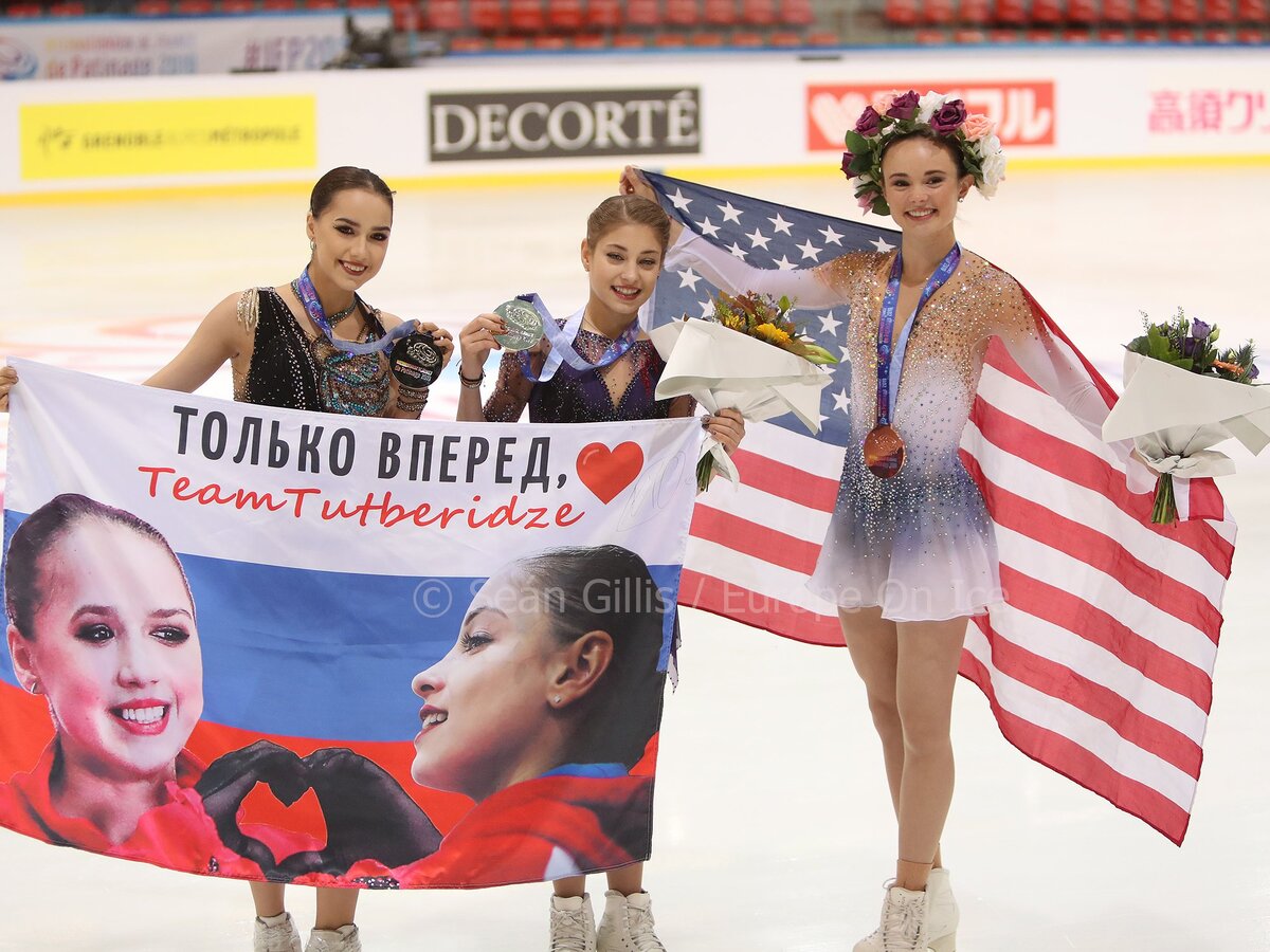 После церемонии награждения, источник - "группа Этери Тутберидзе" Вконтакте