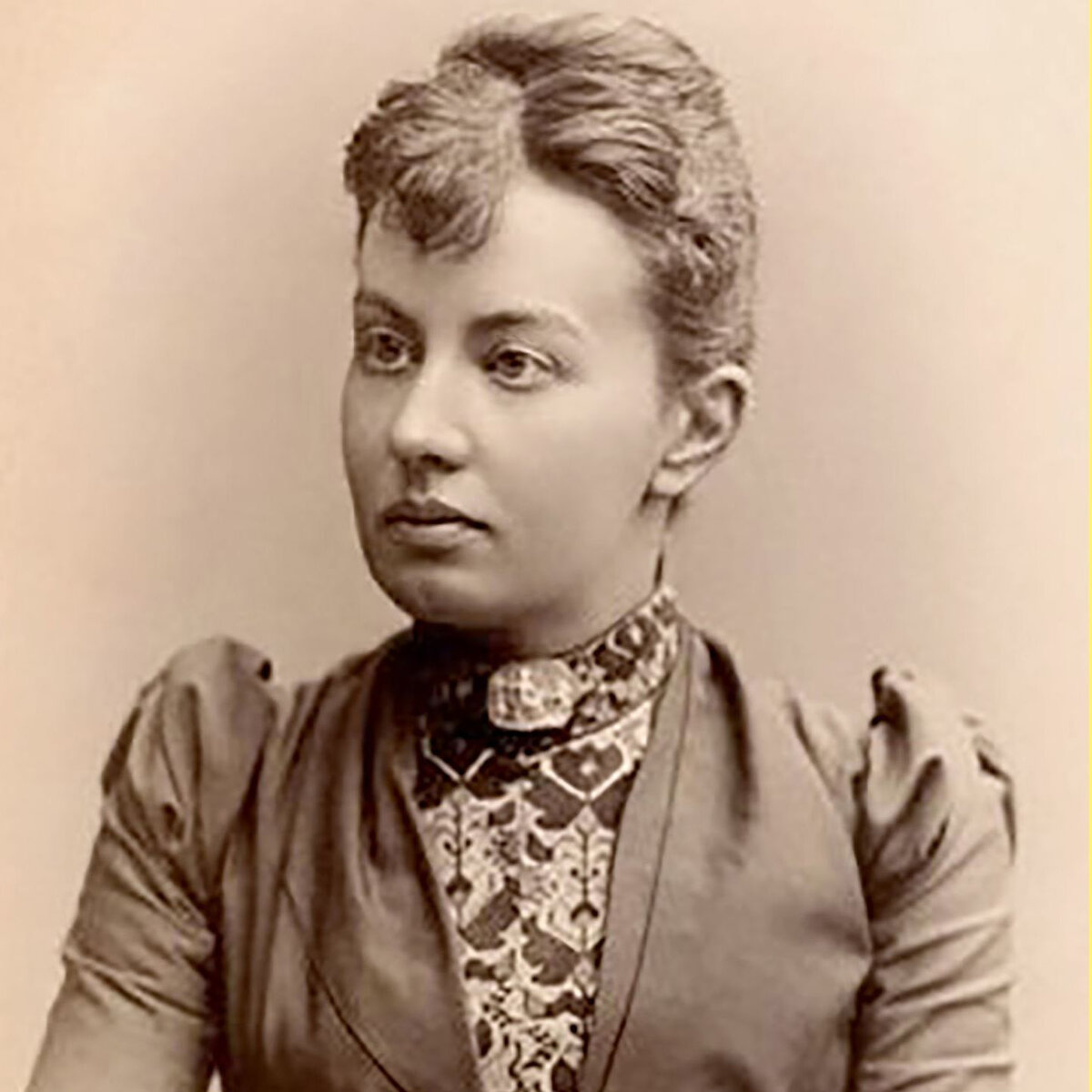 Софья Ковалевская, благодаря фиктивному браку стала первой женщиной-профессором математики в России и Северной Европе.