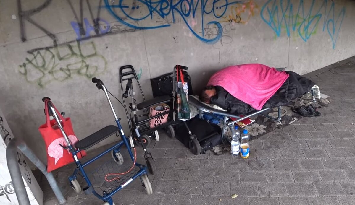 Лето 2019 год, город Оберхаузен, Германия (источник, кадр с кадр с youtube.com)