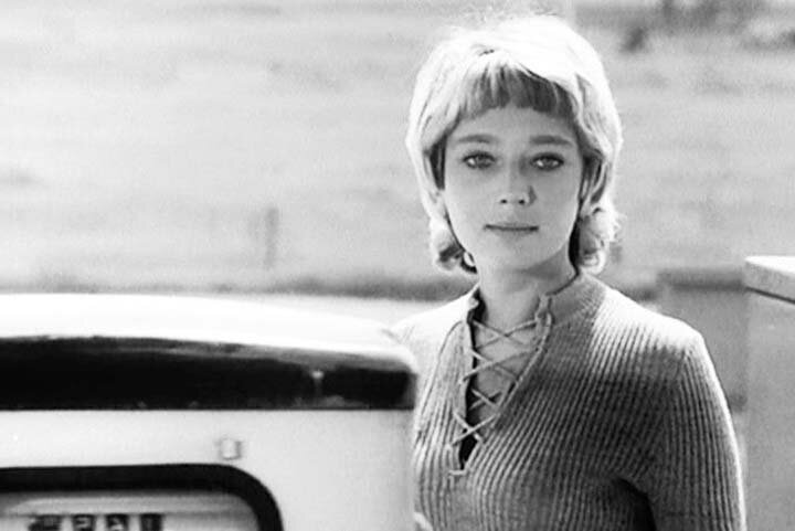 Не только Барбара Брыльска блистала на советских киноэкранах. Немало и других симпатичных девушек-звёзд иностранного кино появились в фильмах СССР, обратив на себя внимание зрителей... 