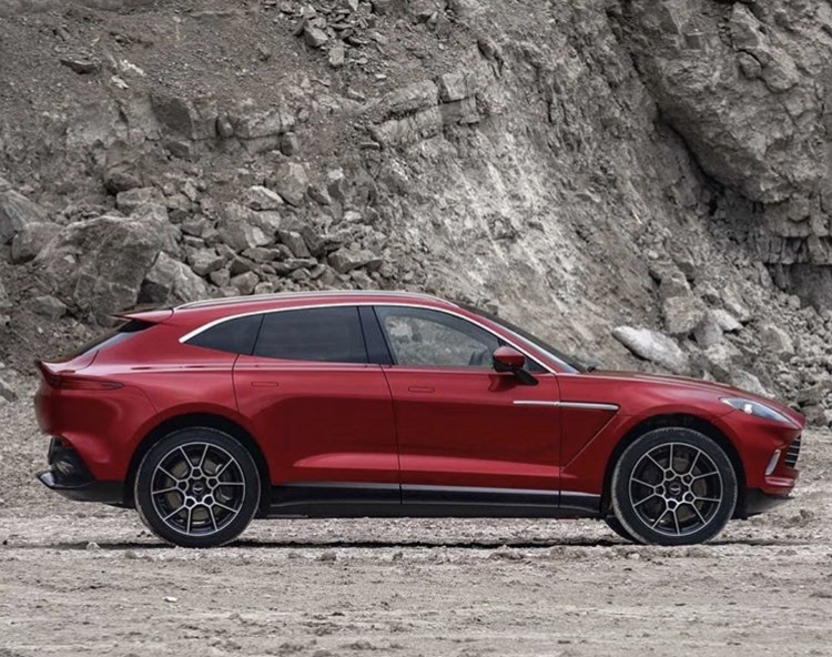 Aston Martin DBX