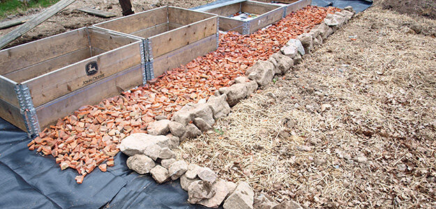 Честно сделанные высокие грядки -  основа огорода