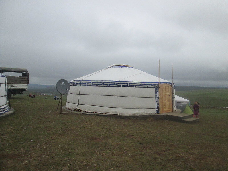 Как обустроена монгольская юрта и результаты ее посещения на местный праздник