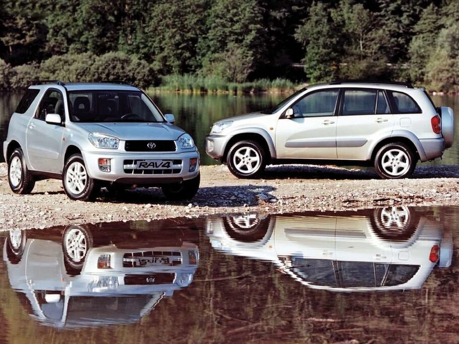 Сколько рав. Тойота рав 4 2003. Toyota rav4 2000. Тойота рав 4 по годам. Toyota rav4 2 поколение.