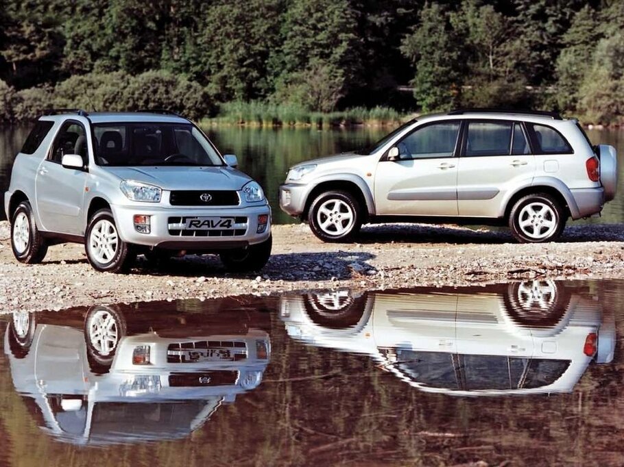 Сколько рав. Тойота рав 4 2003. Toyota rav4 2000. Тойота рав 4 по годам. Toyota rav4 2 поколение
