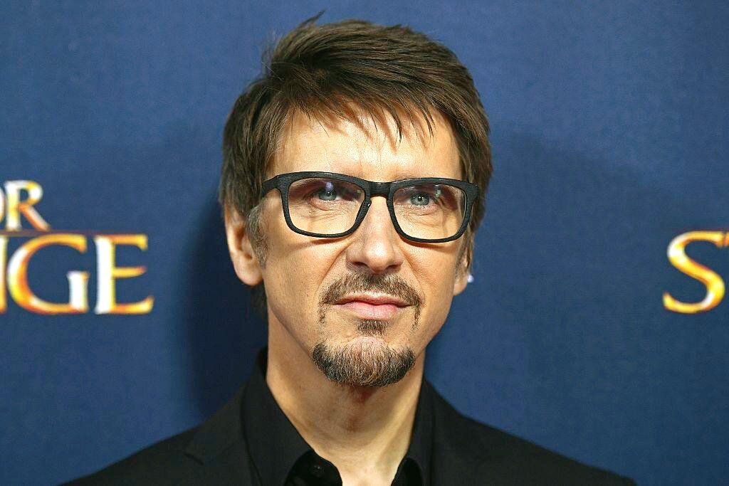 Instagram: scottderrickson