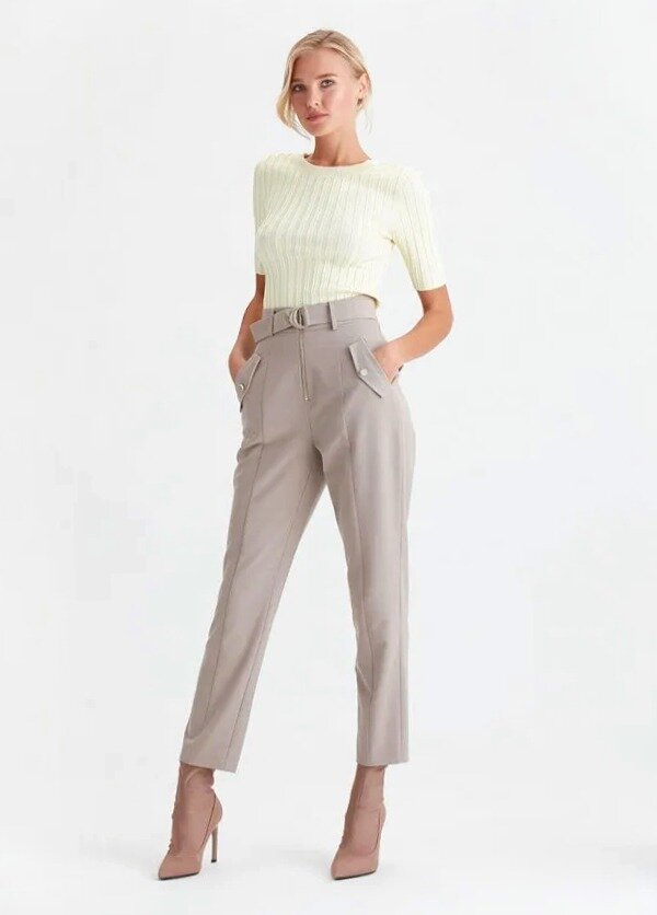 Это очень стильный вариант брюк на весенне-летний сезон