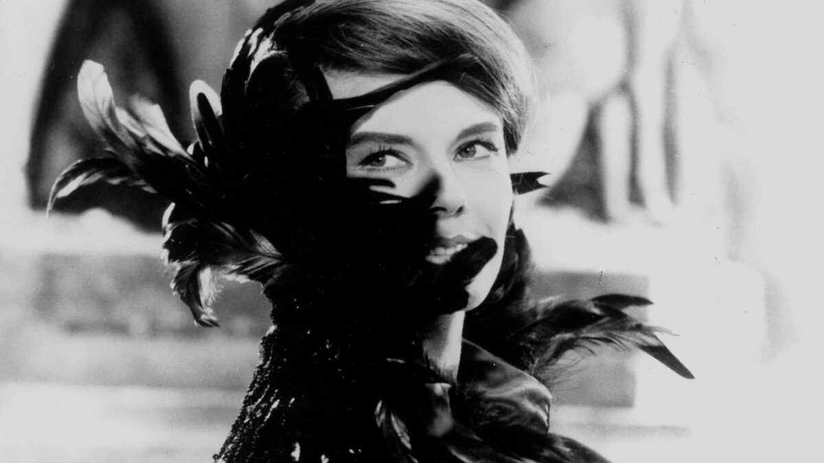 "В прошлом году в Мариенбаде". Одна из главных загадок кинематографа 20го века.