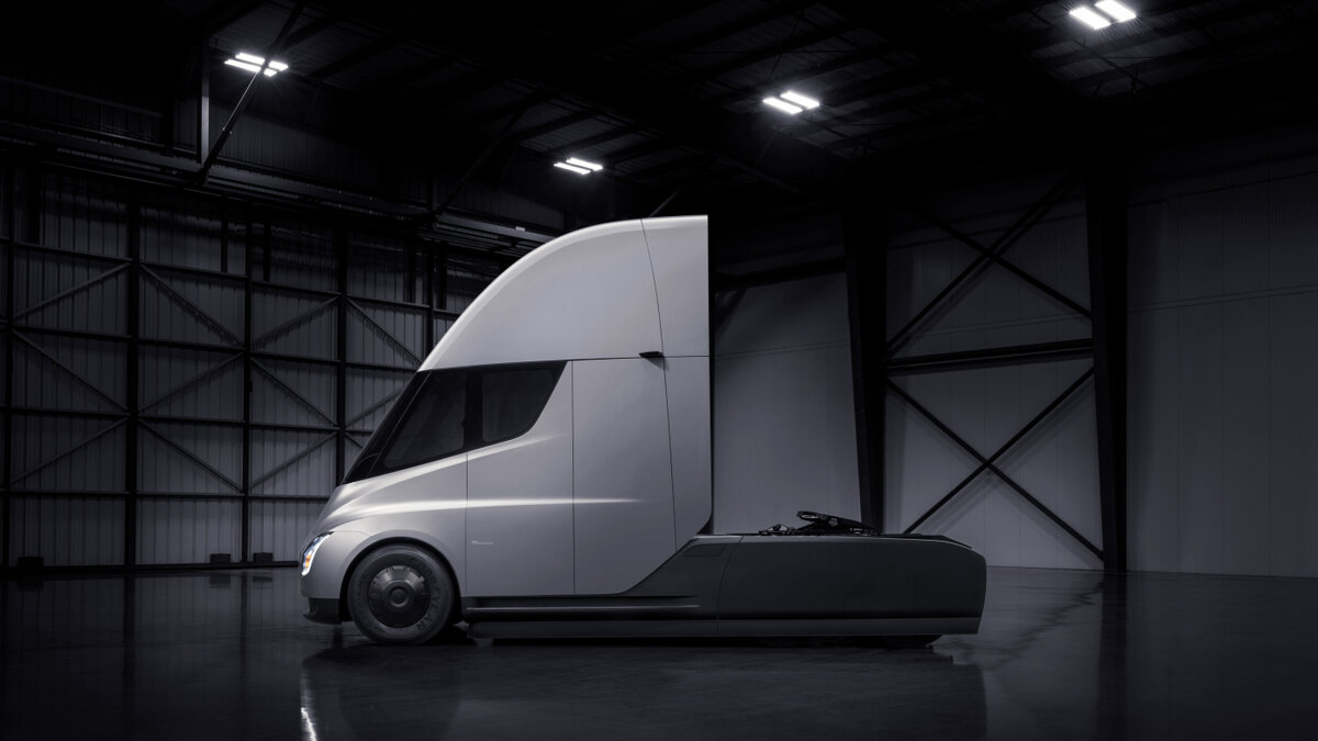 TESLA SEMI