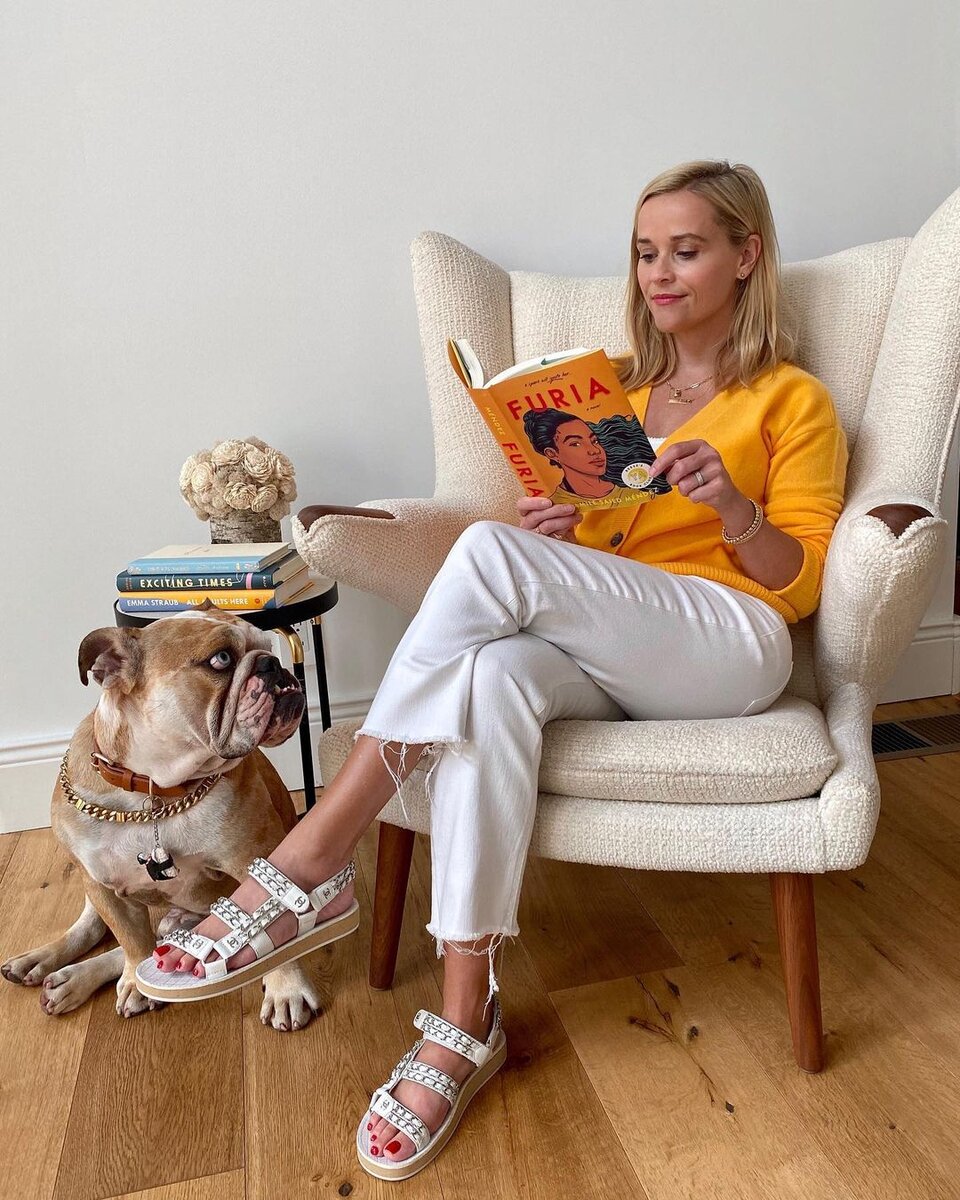 https://www.instagram.com/reesewitherspoon/