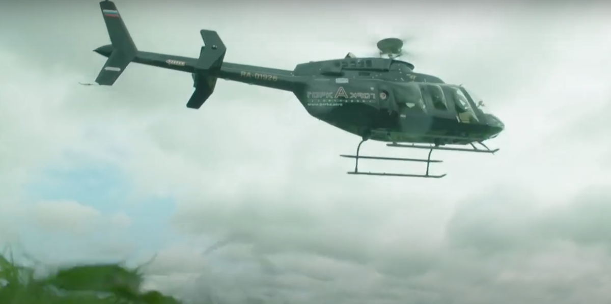 кадр из сериала "Идеальная семья"