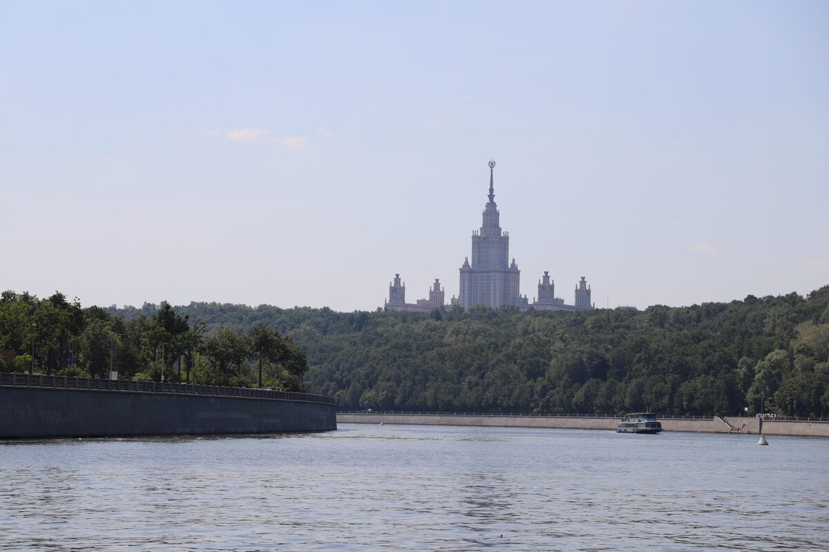 Мост над москвой рекой фото