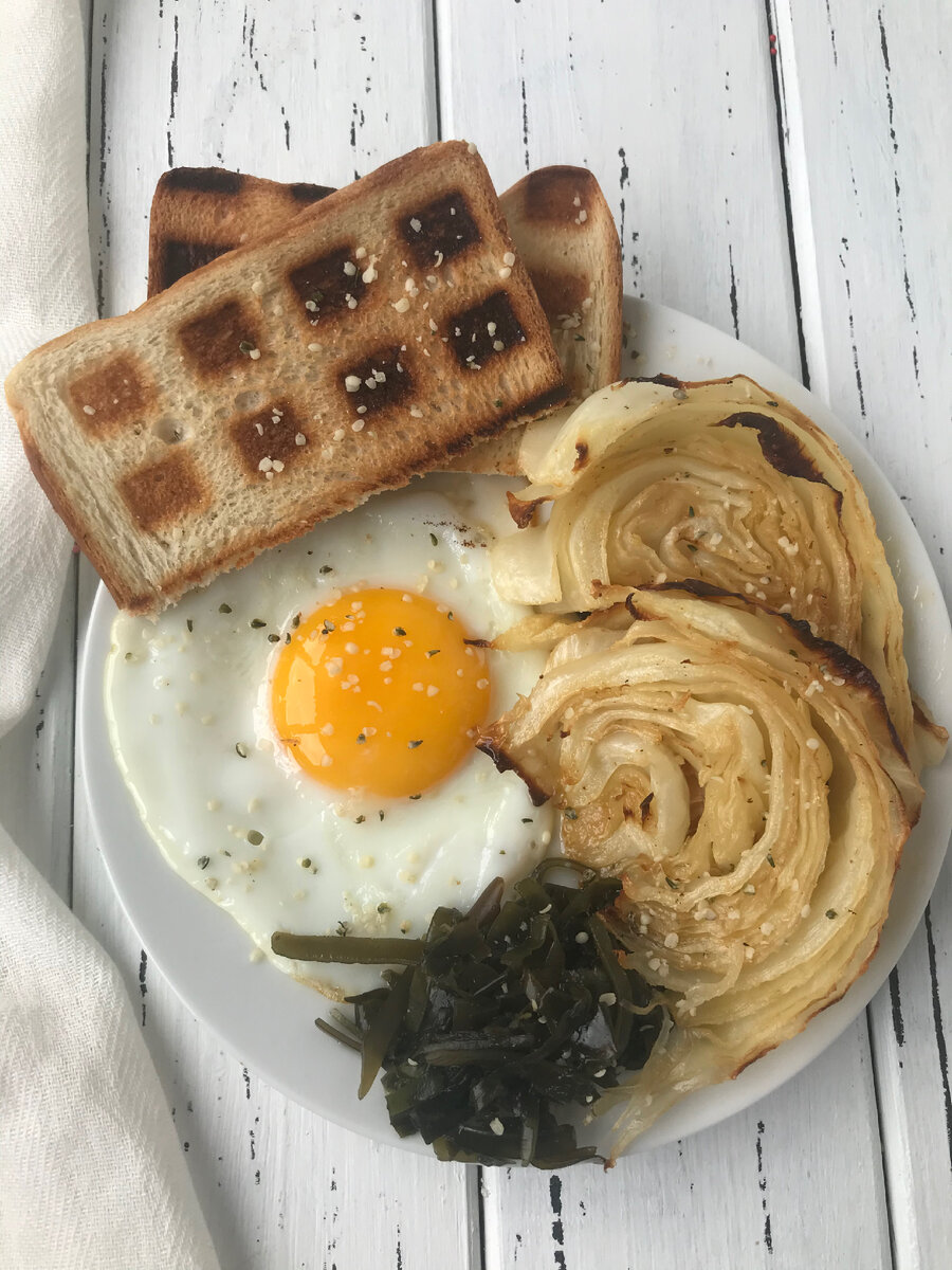 Яичница с капустой, как вам?