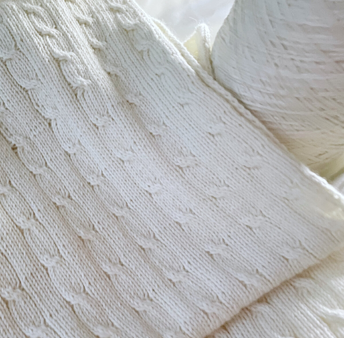 неважно из какой пряжи и какими спицами вы вяжете, у вас точно все получится!