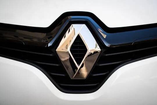    Renault: убыток от ухода из России составляет 2,3 миллиарда евро